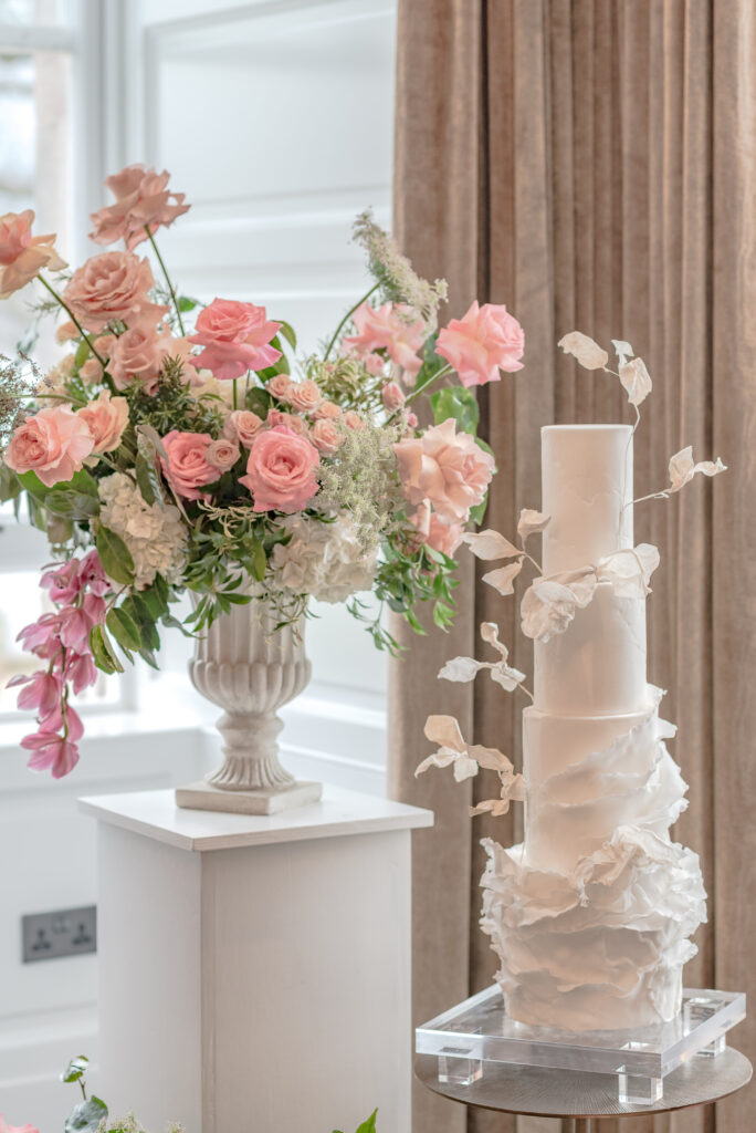 Country house wedding with peach florals
